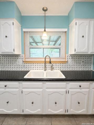 14230 Ridge Dale San Antonio TX 78233