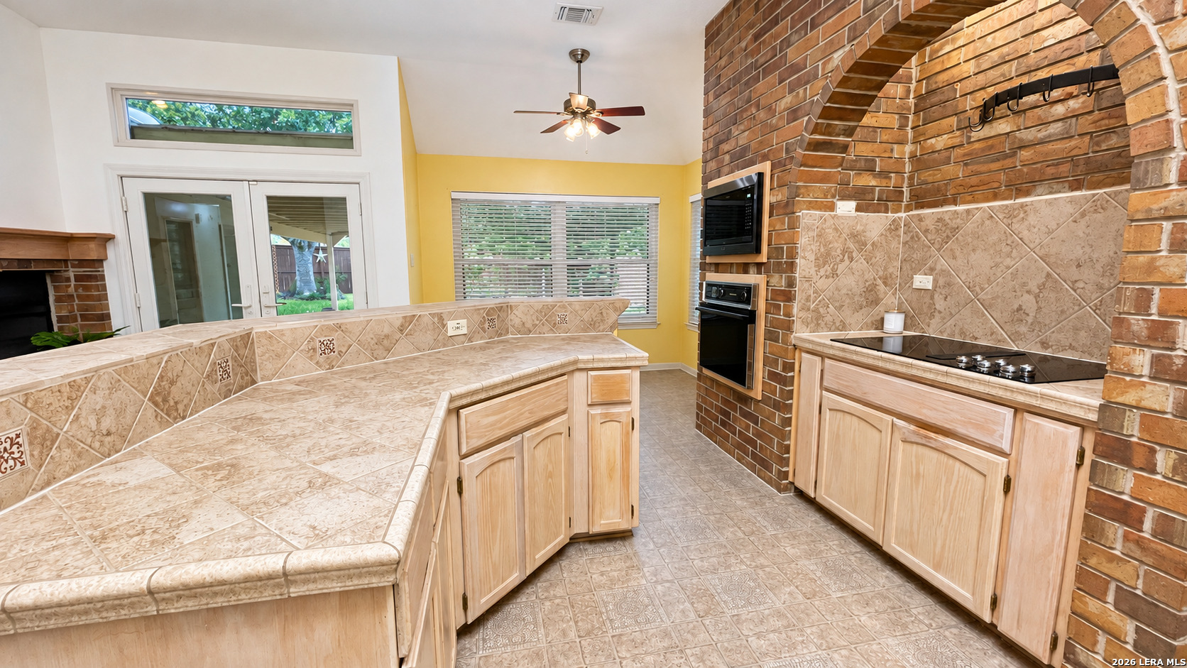 1118 Draybrook San Antonio TX 78253