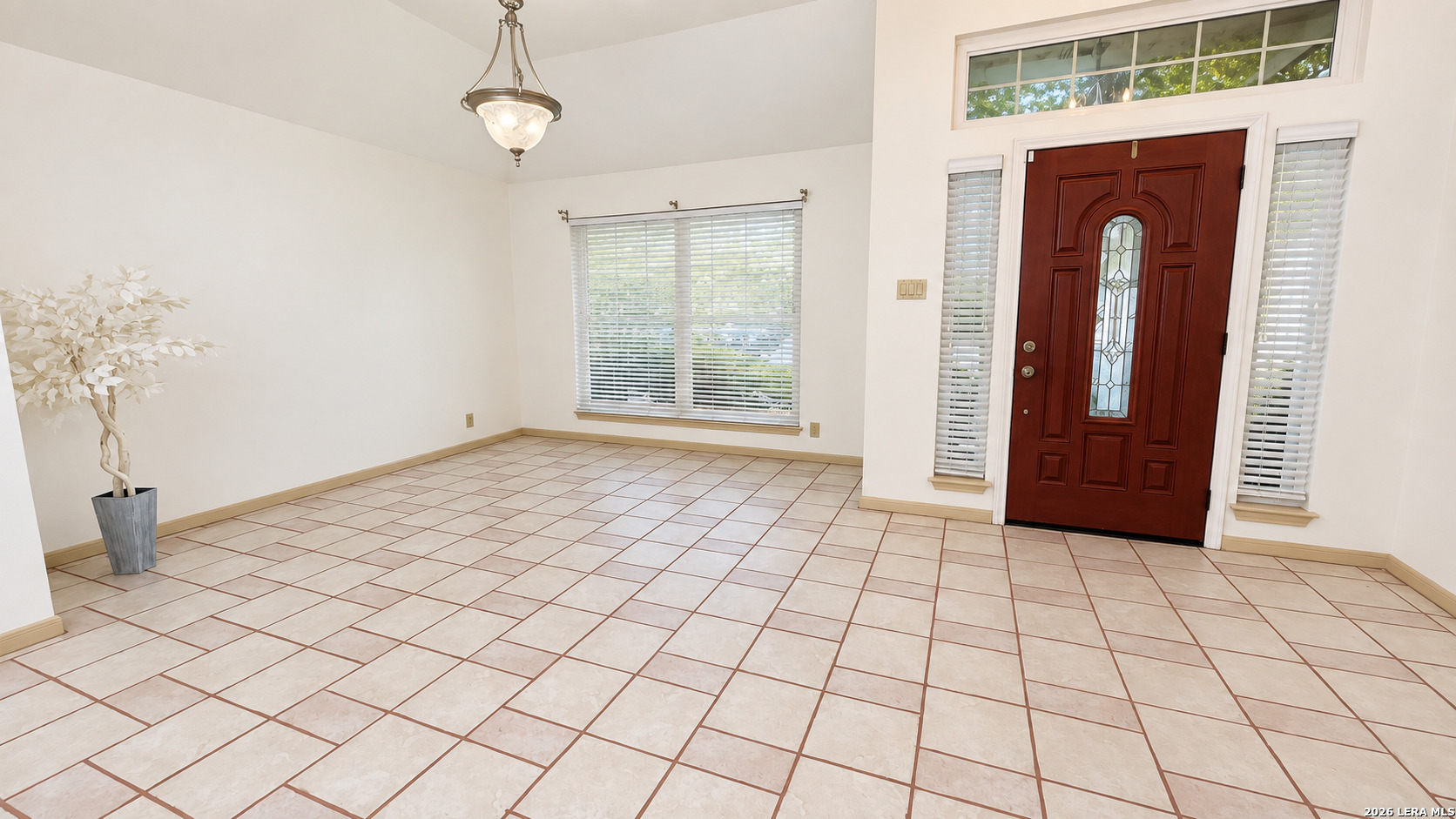 1118 Draybrook San Antonio TX 78253