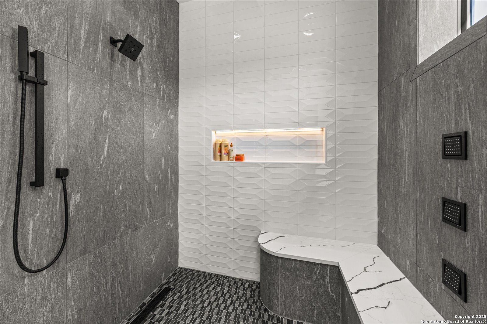 122 Peach Springs Boerne TX 78006