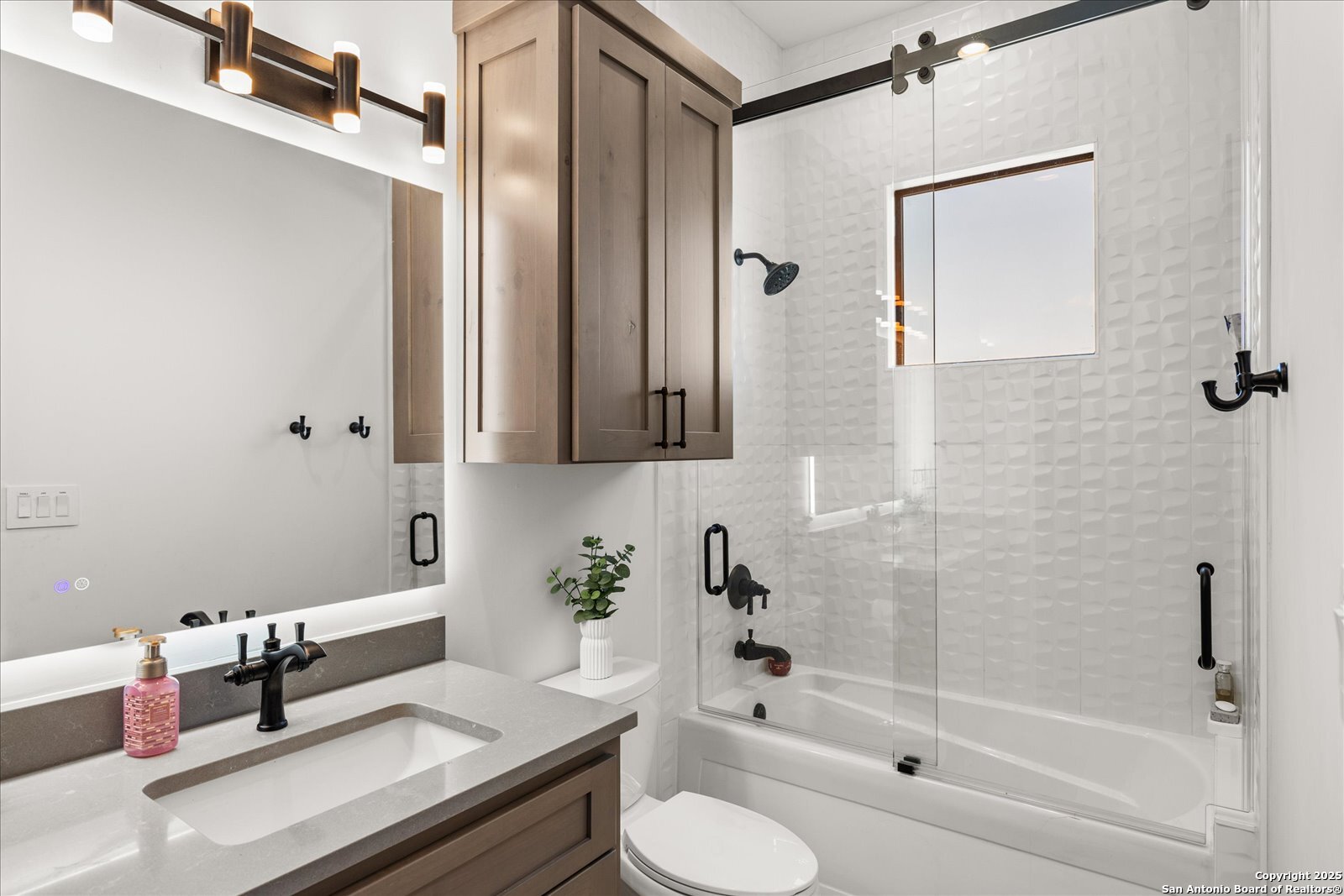 122 Peach Springs Boerne TX 78006