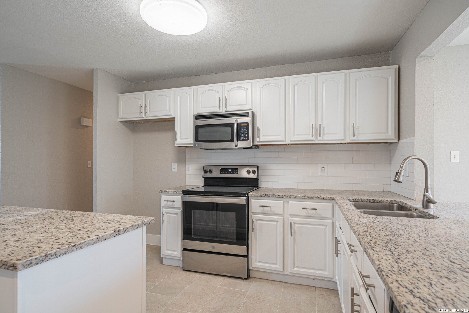 7334 Glen Hart San Antonio TX 78239