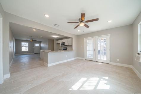 7334 Glen Hart San Antonio TX 78239
