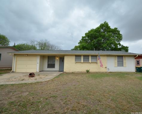 823 Highgate Universal City TX 78148