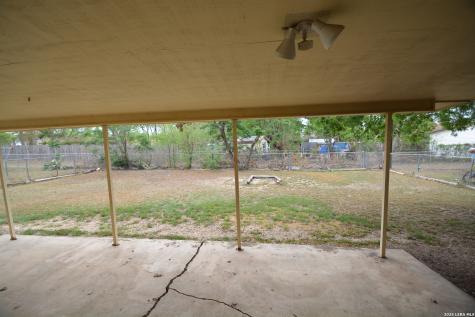 823 Highgate Universal City TX 78148