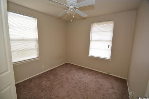 823 Highgate Universal City TX 78148