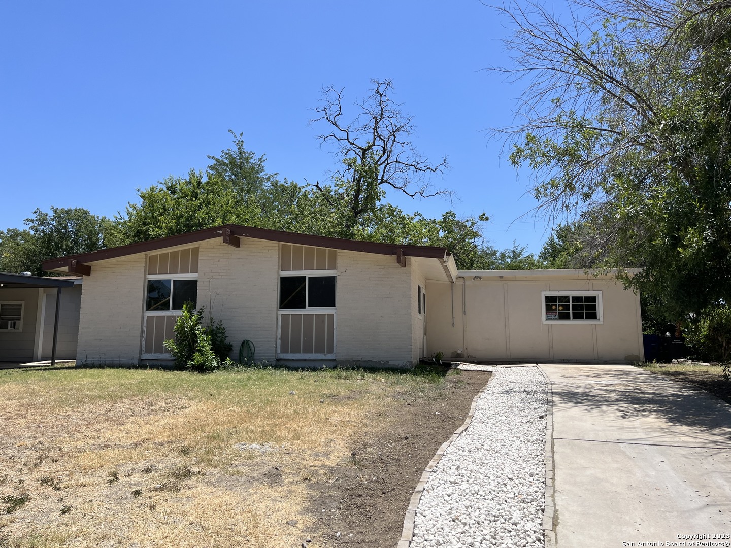 5154 Village Way San Antonio TX 78218