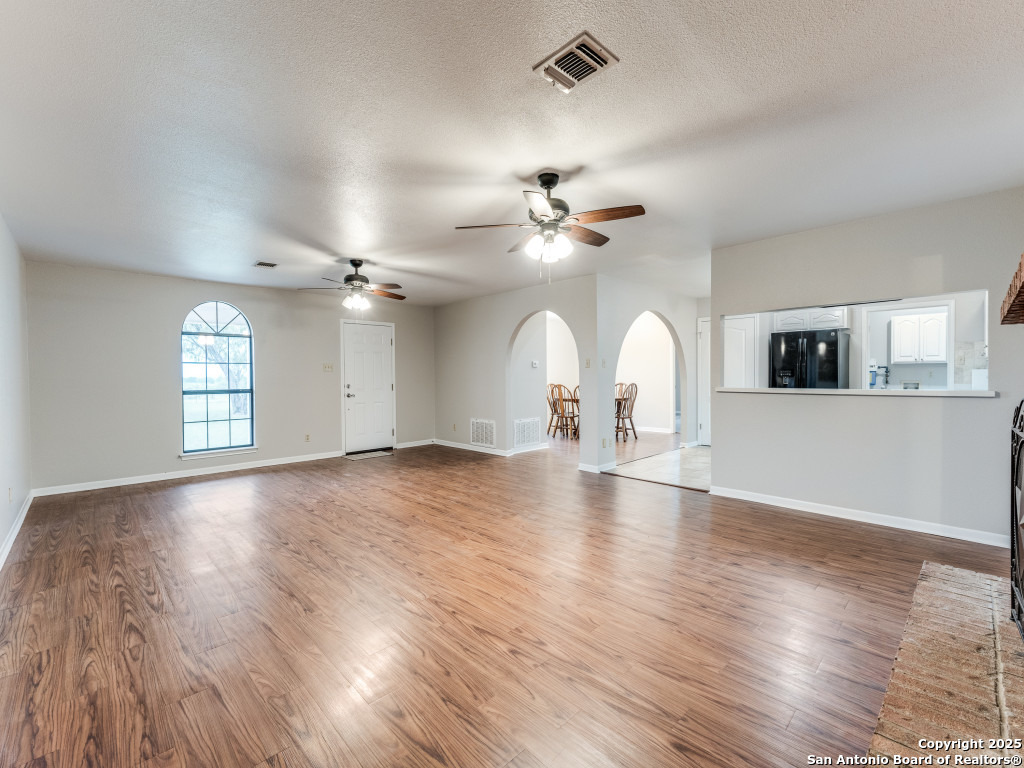 315 Simon Road Pleasanton TX 78064