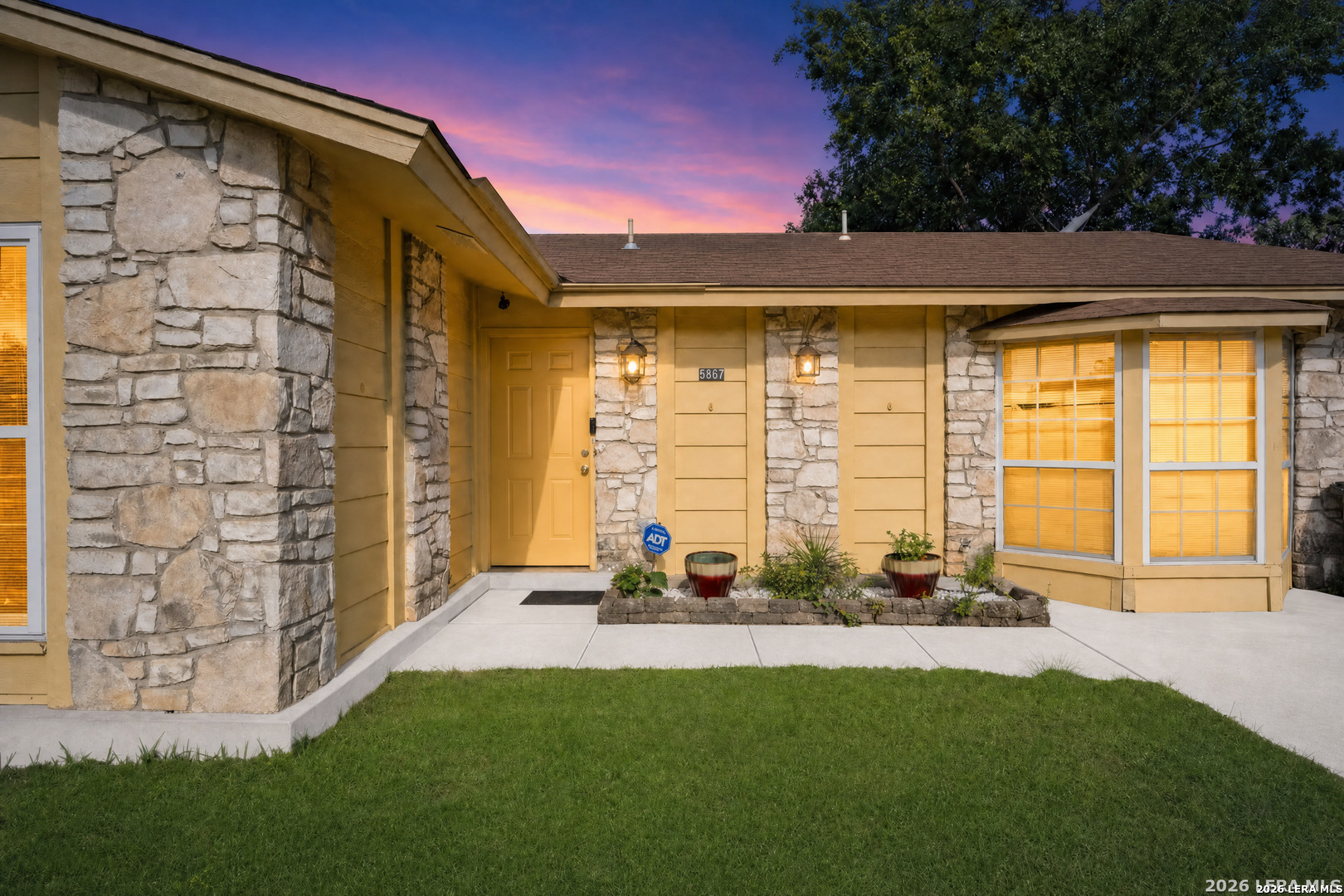 5867 Cliffbrier San Antonio TX 78250