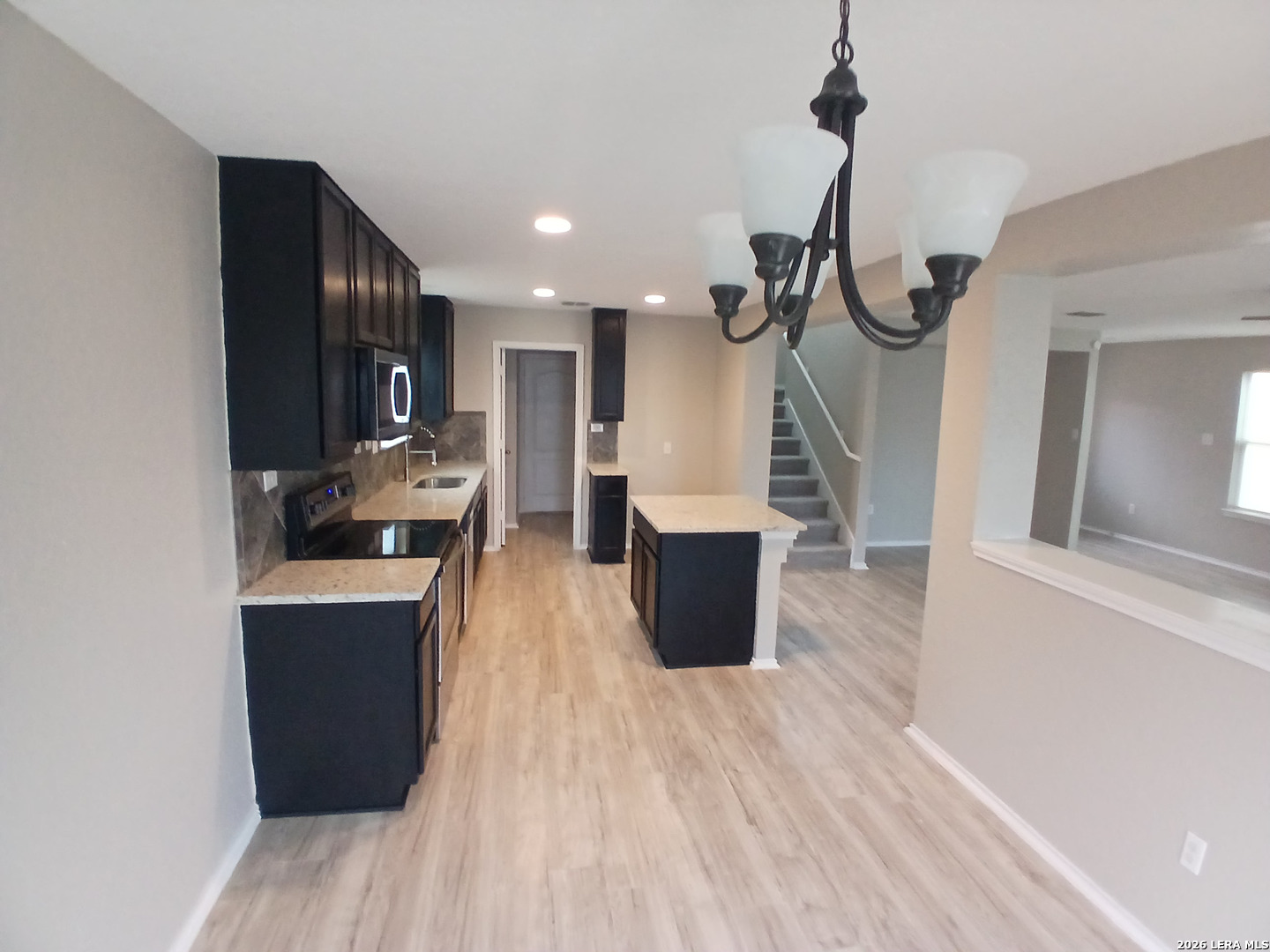 2131 Flora Vista San Antonio TX 78224