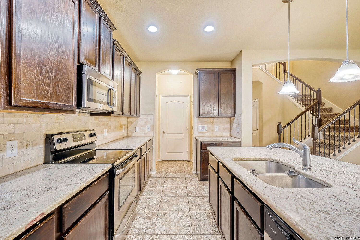 3906 Pandora Seco San Antonio TX 78223