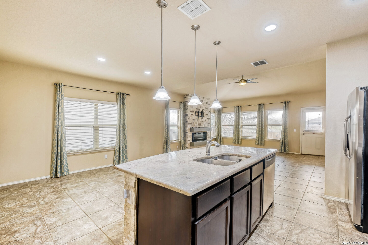 3906 Pandora Seco San Antonio TX 78223