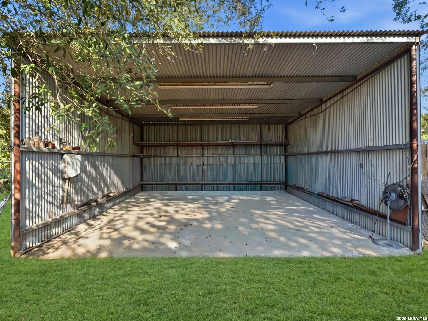 213 E 4th Street Elmendorf TX 78112