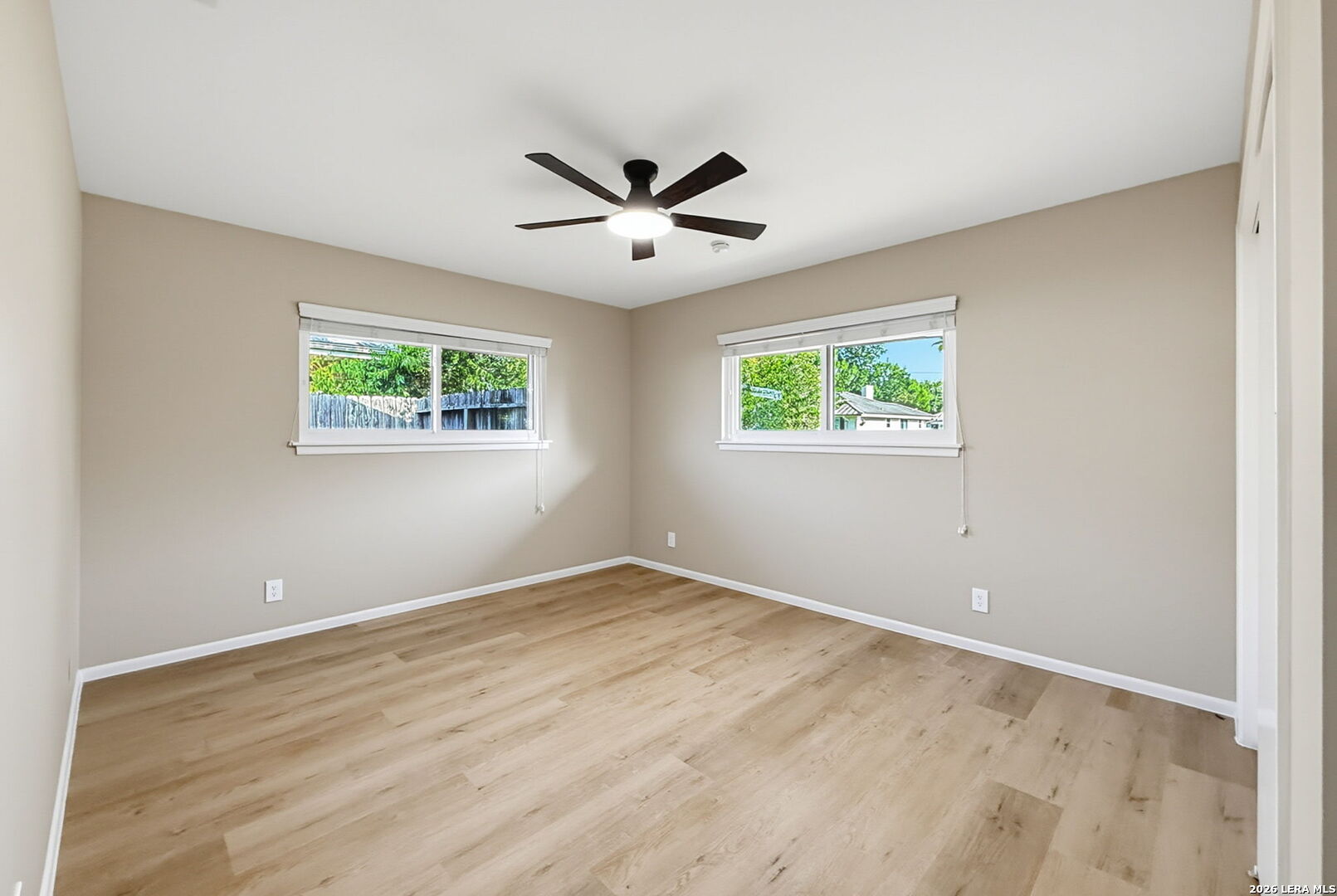 657 Weatherly Windcrest TX 78239