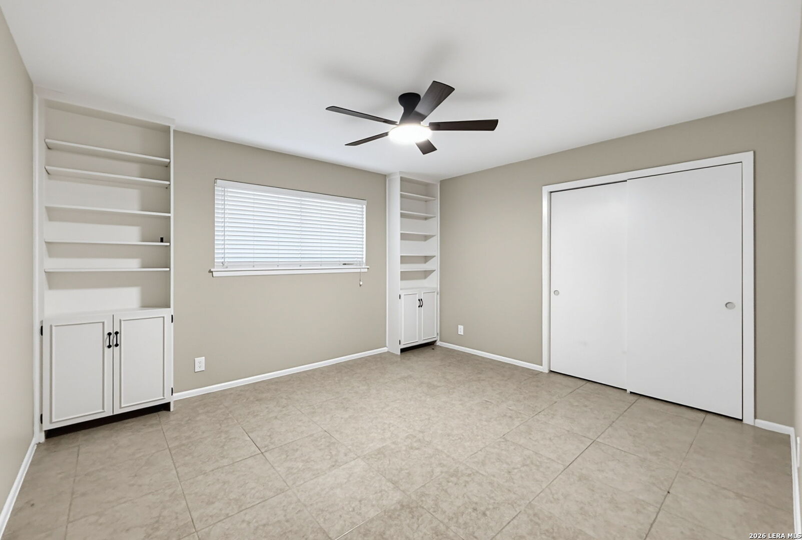 657 Weatherly Windcrest TX 78239
