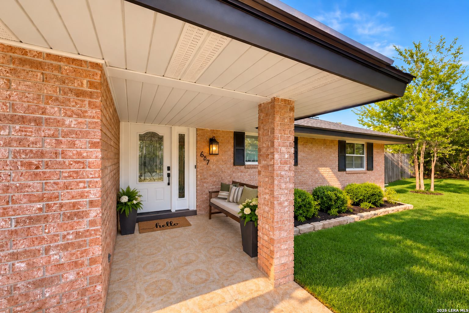 657 Weatherly Windcrest TX 78239