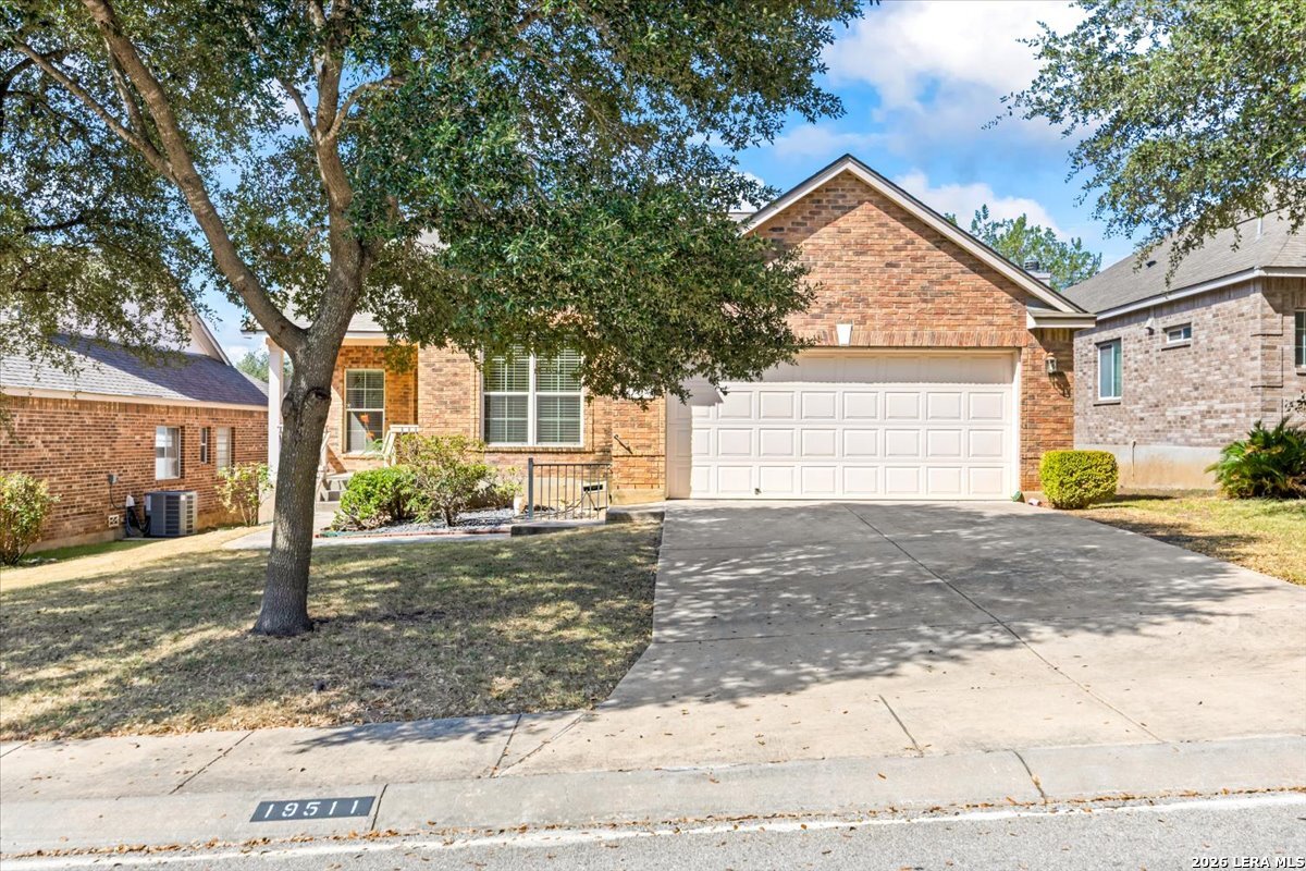19511 Highgrove Lane San Antonio TX 78258