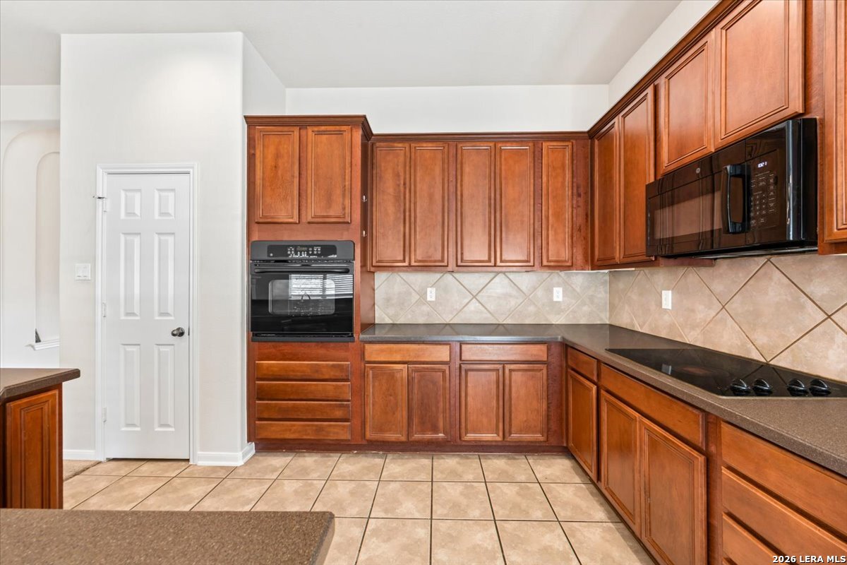 19511 Highgrove Lane San Antonio TX 78258