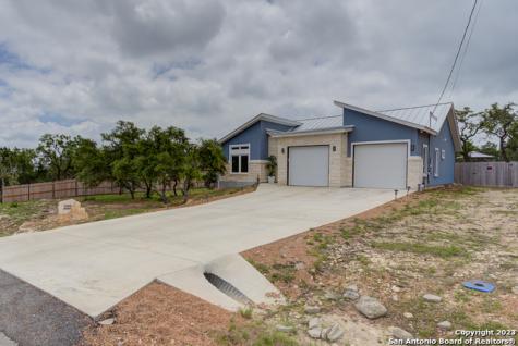 1310 Yaupon Drive Fischer TX 78623