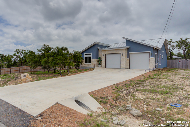 1310 Yaupon Drive Fischer TX 78623