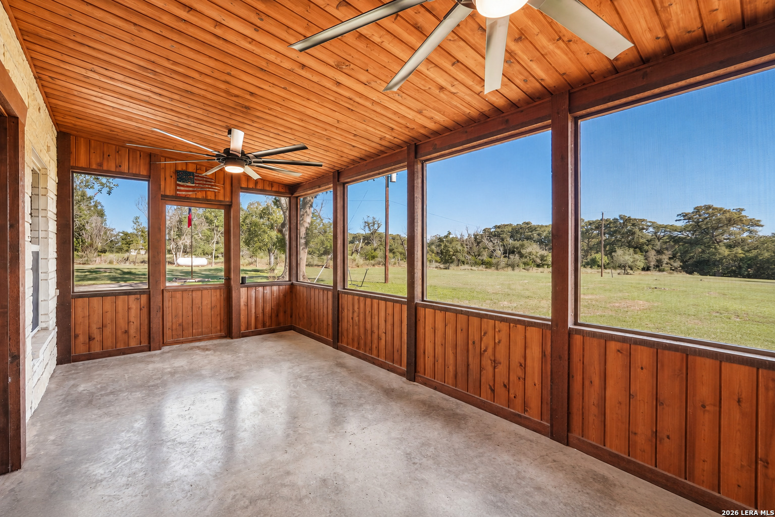 24 Edmiston Lane Comfort TX 78013