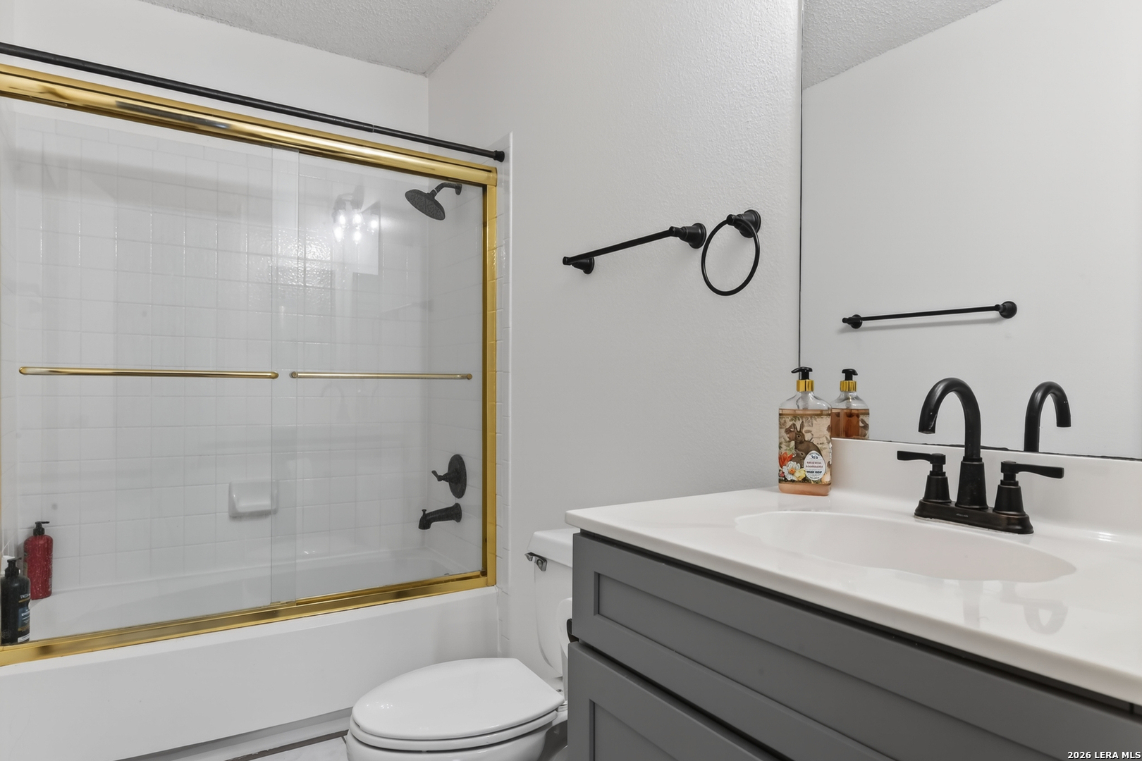11002 Forest Breeze Live Oak TX 78233
