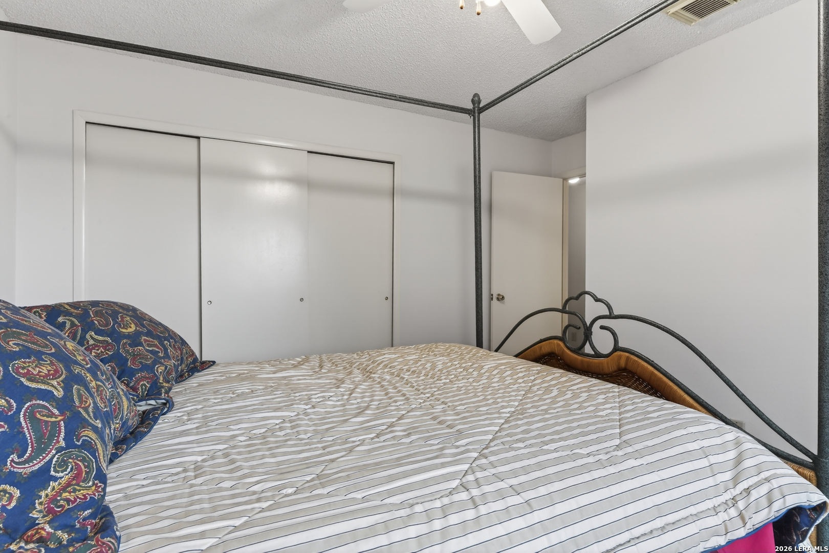 11002 Forest Breeze Live Oak TX 78233