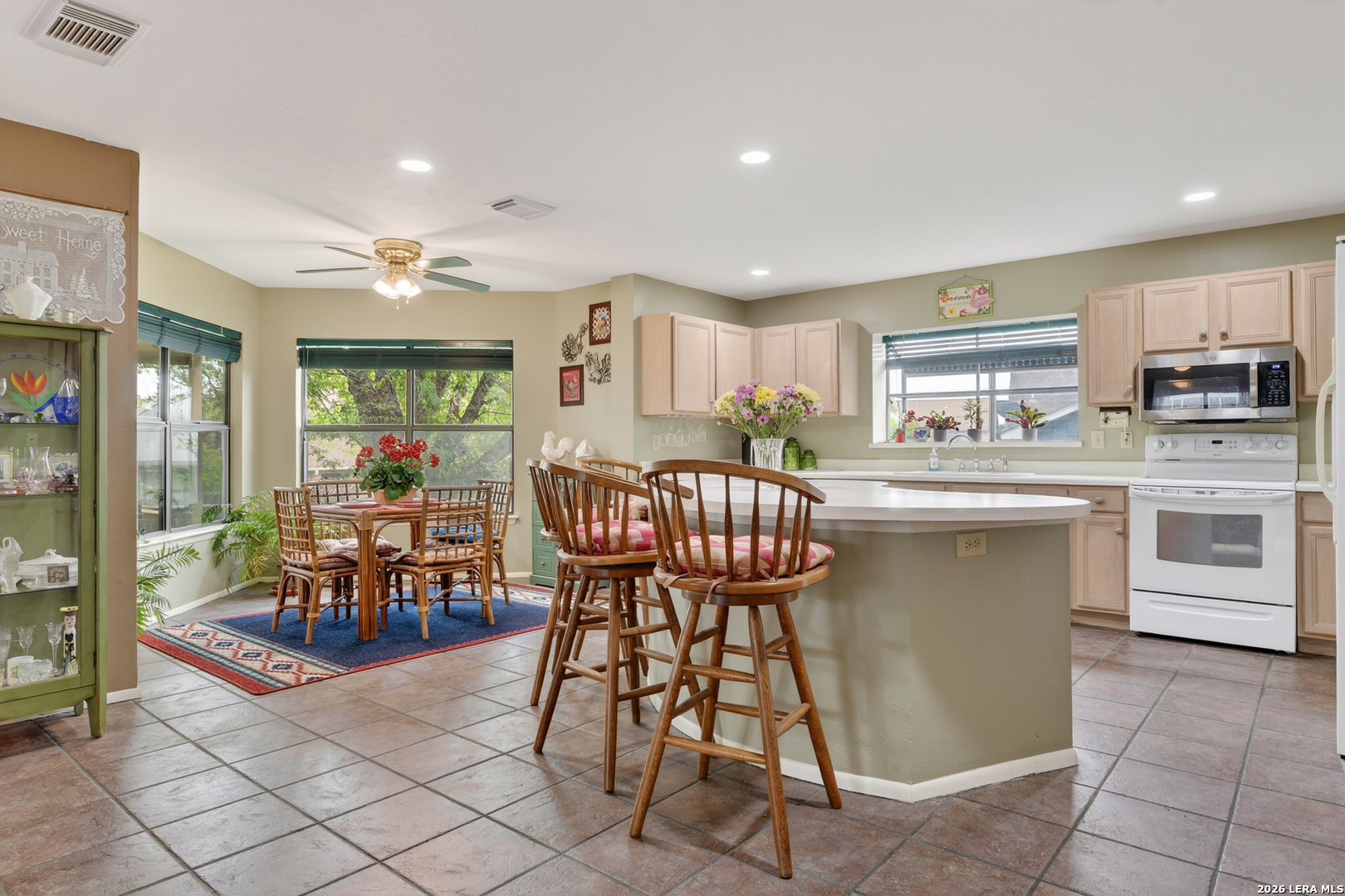 11002 Forest Breeze Live Oak TX 78233