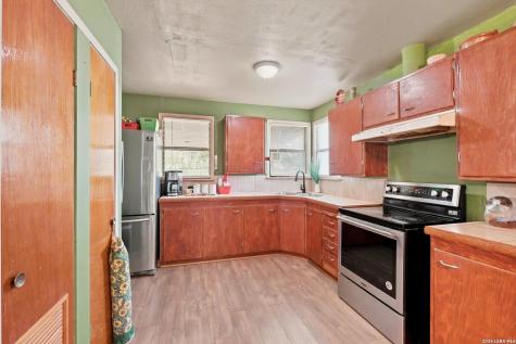 710 Storey Cotulla TX 78014