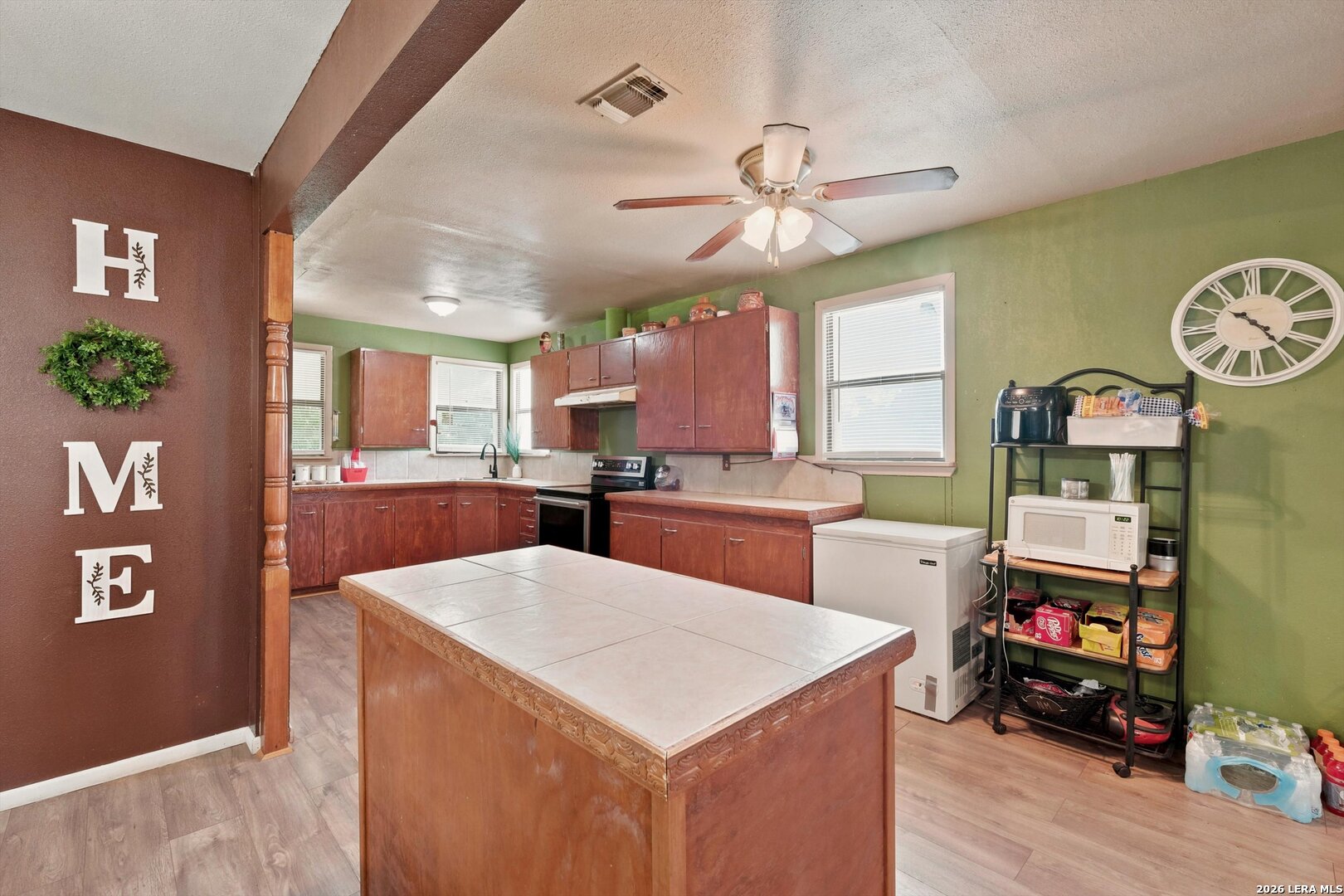 710 Storey Cotulla TX 78014