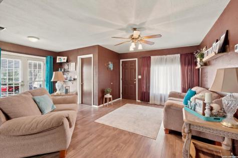710 Storey Cotulla TX 78014