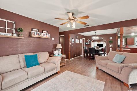 710 Storey Cotulla TX 78014