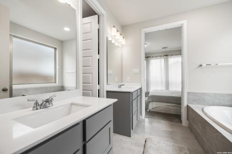 14306 Hondo Knot San Antonio TX 78254
