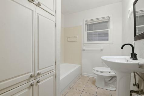 129 Phil Wilson Boerne TX 78006