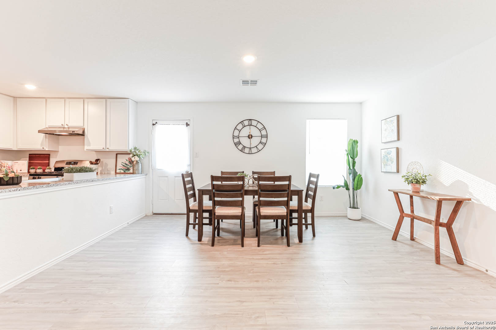 5935 Texas Seguin TX 78155