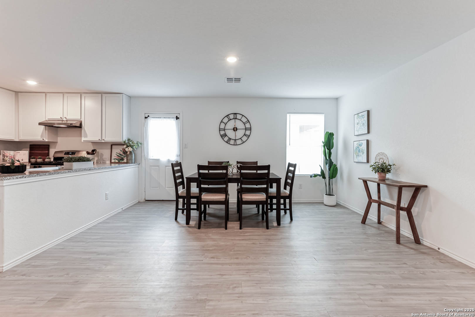 5935 Texas Seguin TX 78155