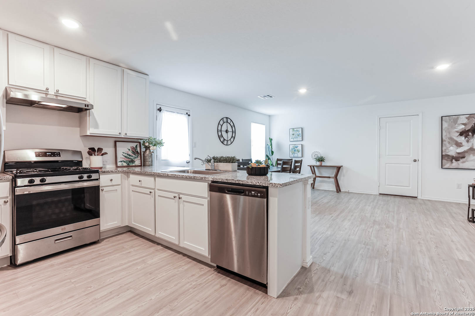5935 Texas Seguin TX 78155