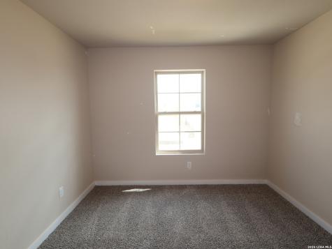 6235 Persimmon Lake San Antonio TX 78245
