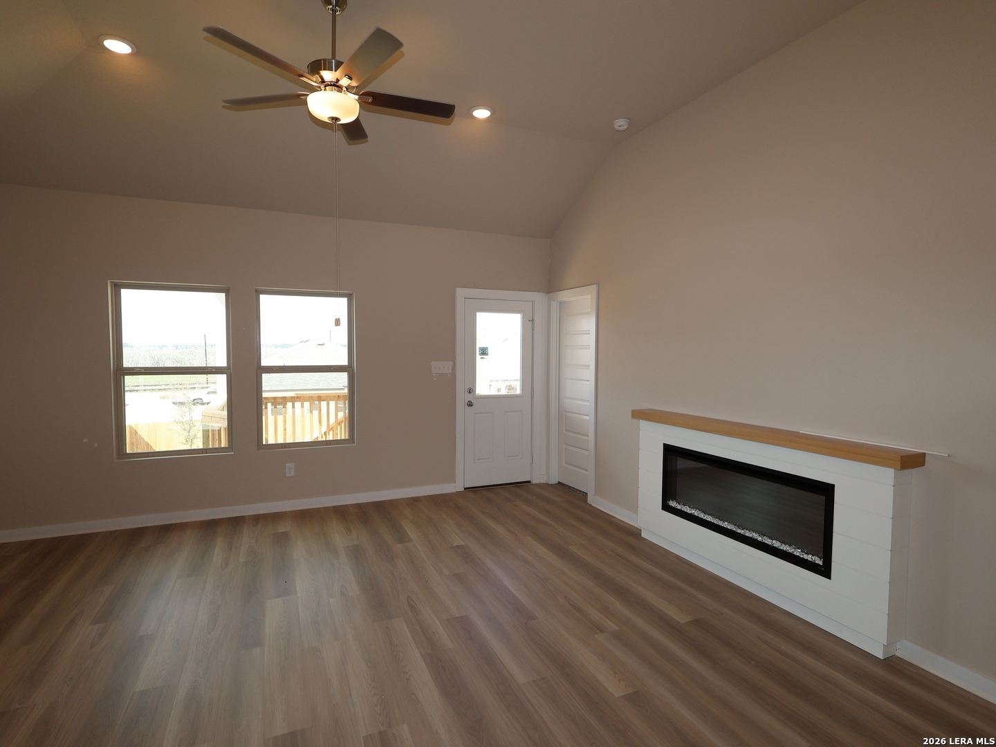 6235 Persimmon Lake San Antonio TX 78245