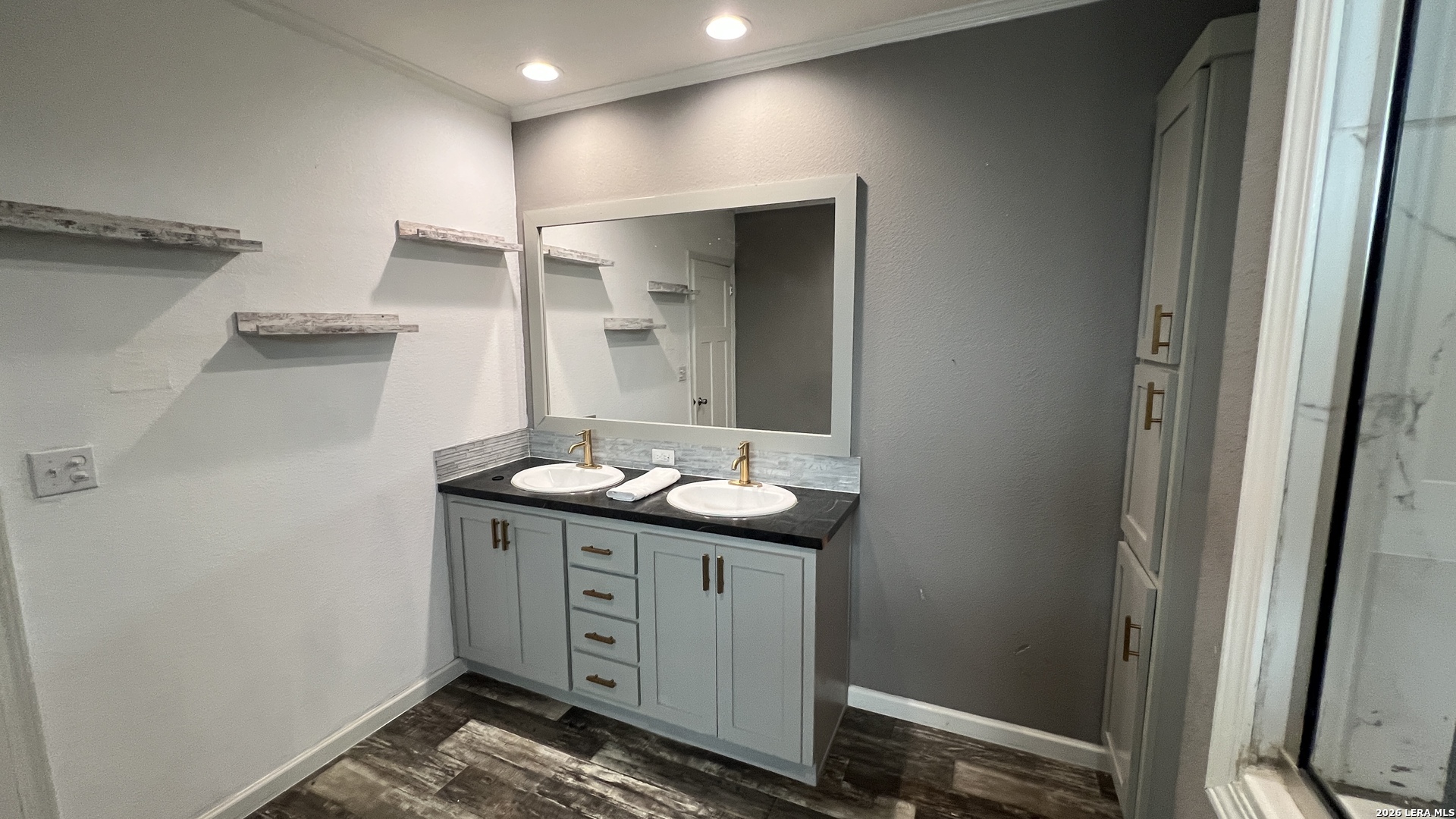 153 May Road Pleasanton TX 78064