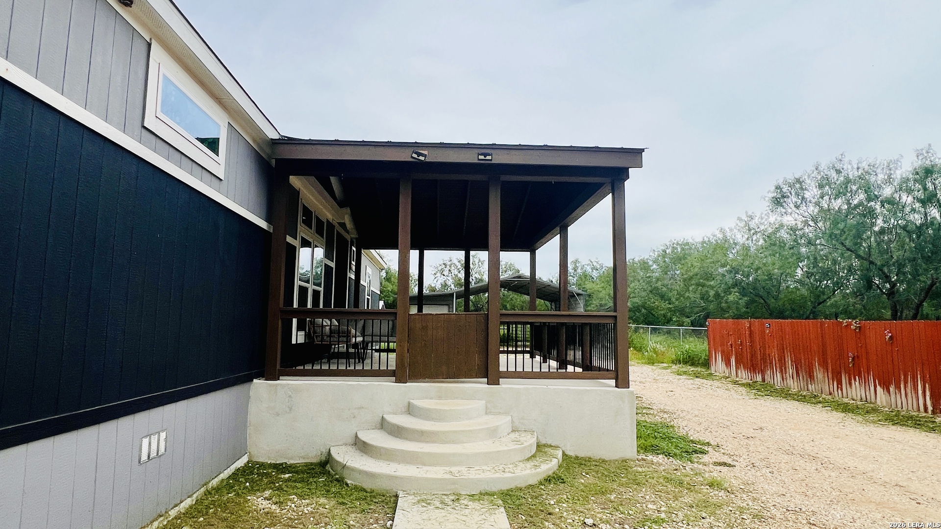 153 May Road Pleasanton TX 78064