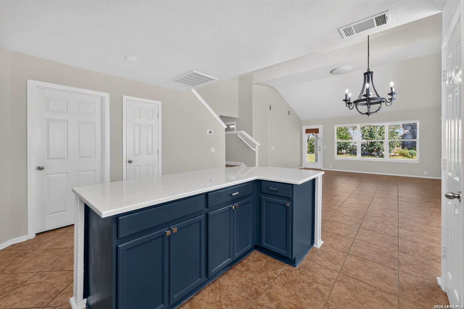 3727 Sumantra Cliff San Antonio TX 78261