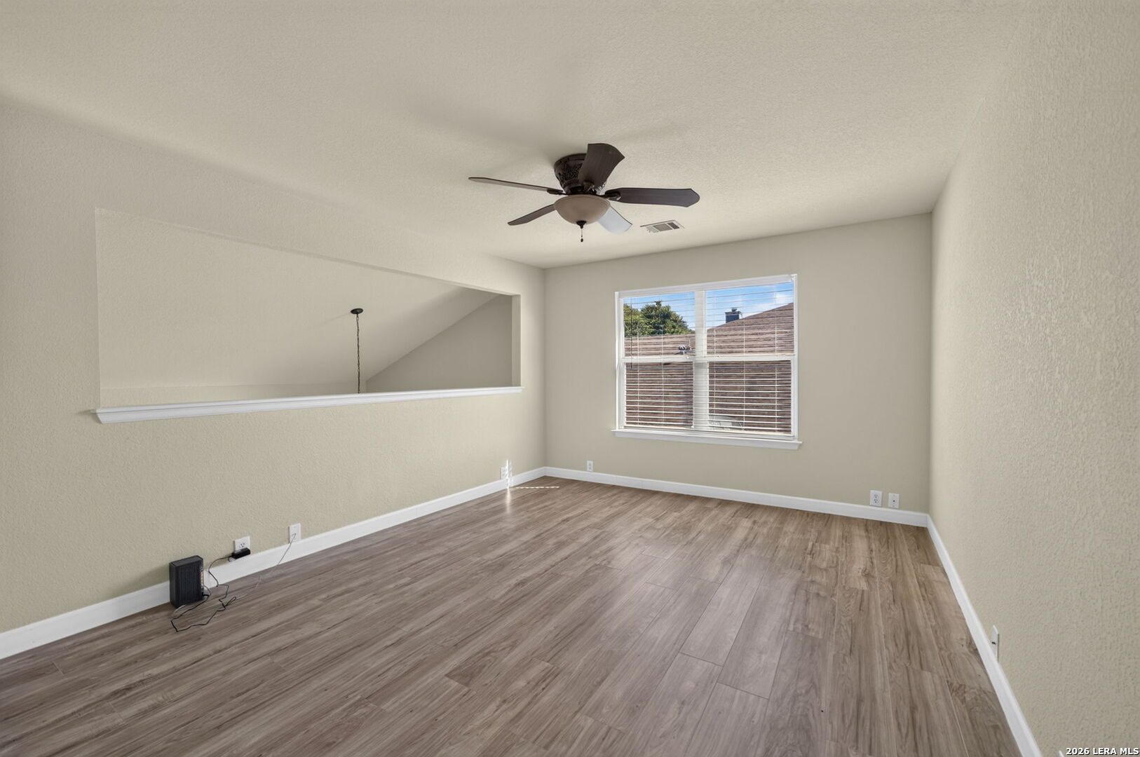 3727 Sumantra Cliff San Antonio TX 78261