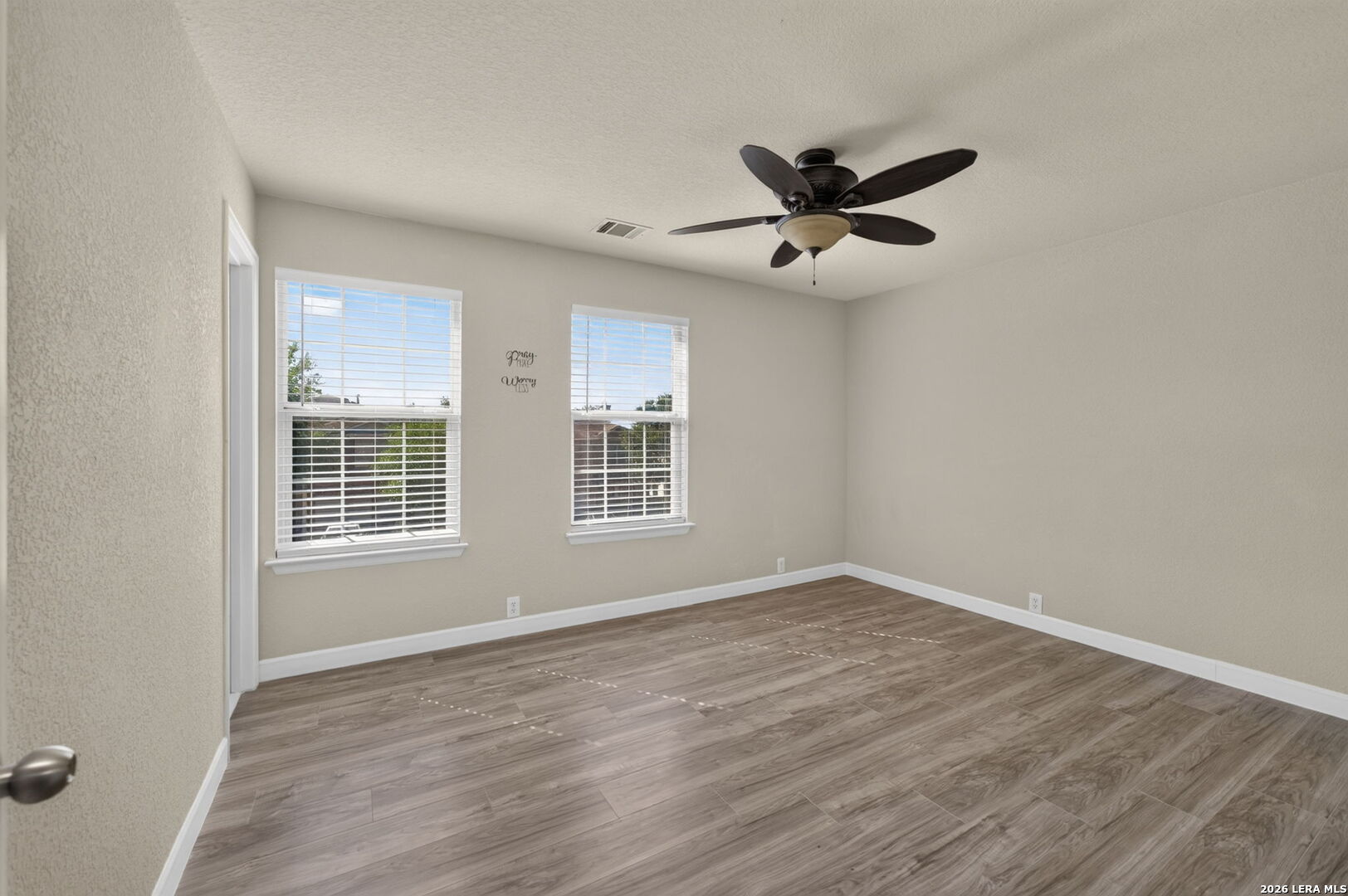 3727 Sumantra Cliff San Antonio TX 78261