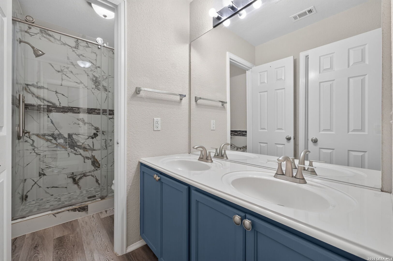 3727 Sumantra Cliff San Antonio TX 78261
