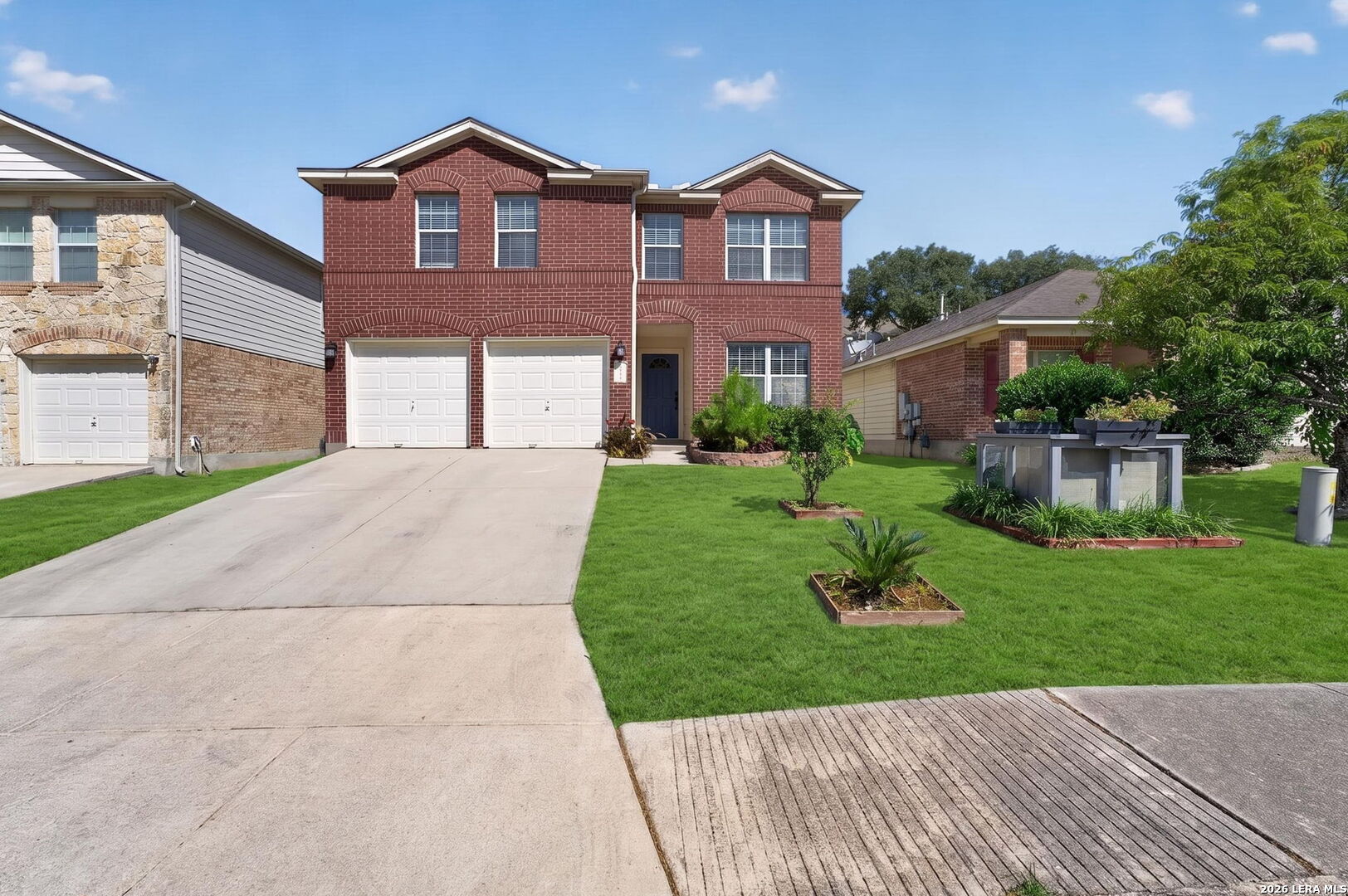 3727 Sumantra Cliff San Antonio TX 78261