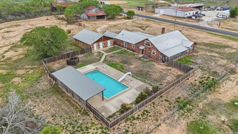 1001 Horton Lane Poteet TX 78065
