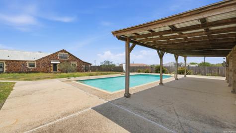 1001 Horton Lane Poteet TX 78065
