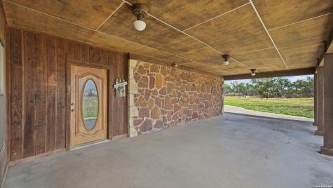 1001 Horton Lane Poteet TX 78065