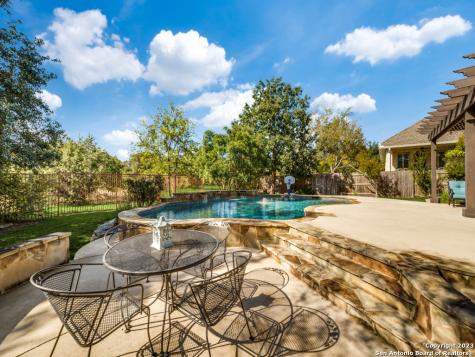 22 Hopleaf Trail San Antonio TX 78256